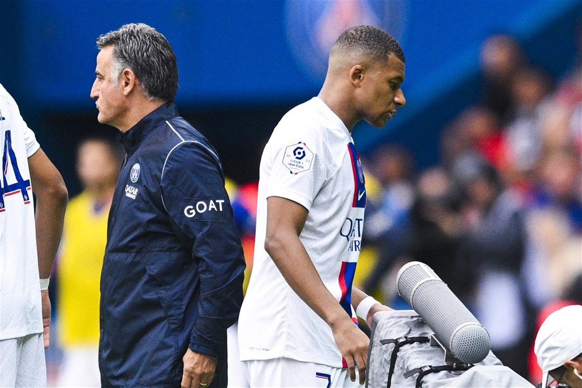 PSG-coach reageert op verhalen over frictie tussen Mbappé en Neymar