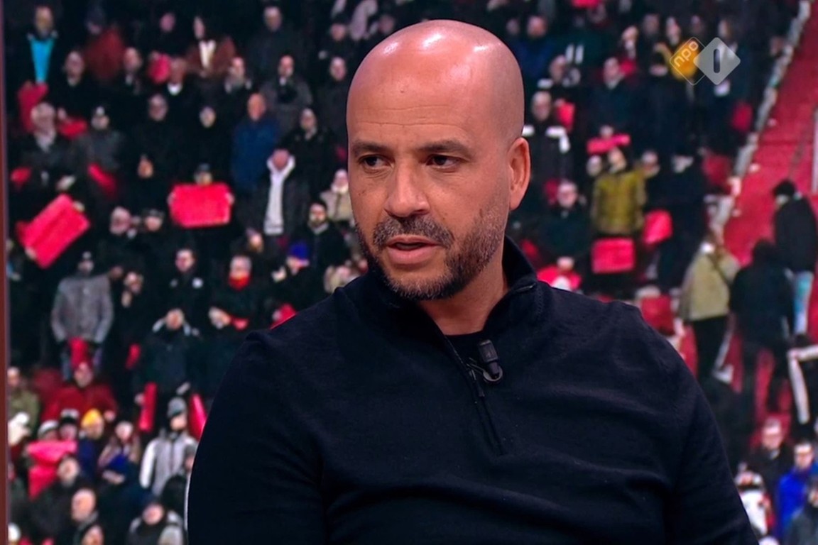 Het boekje van Pascal Jansen: 'On my way becoming a Premier League manager'