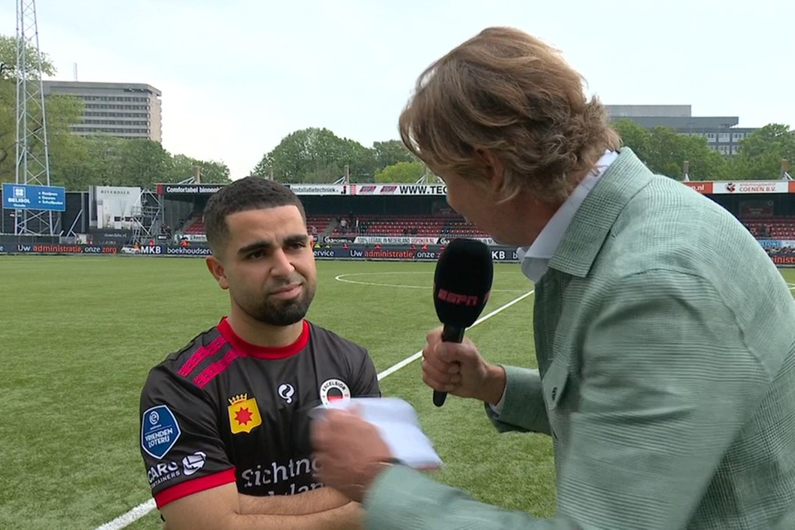 Azarkan openhartig over toekomst: ‘Weinig contact gehad met Feyenoord’