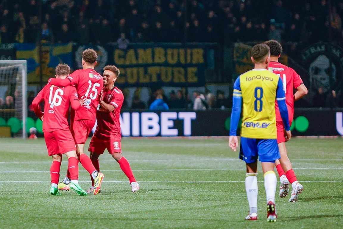 Roda JC maakt dure misstap, FC Dordrecht vergeet te profiteren