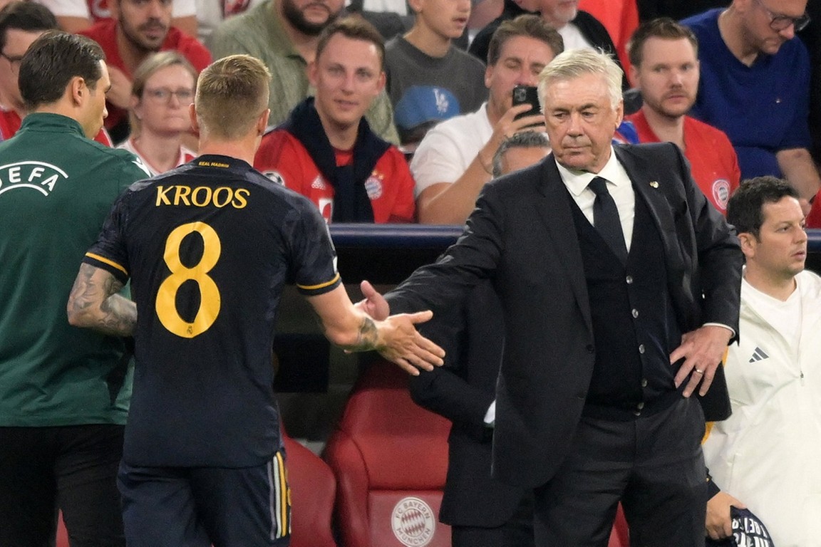 Ancelotti zag geen emotie of twijfel bij Kroos: 'Hij is een Duitser'