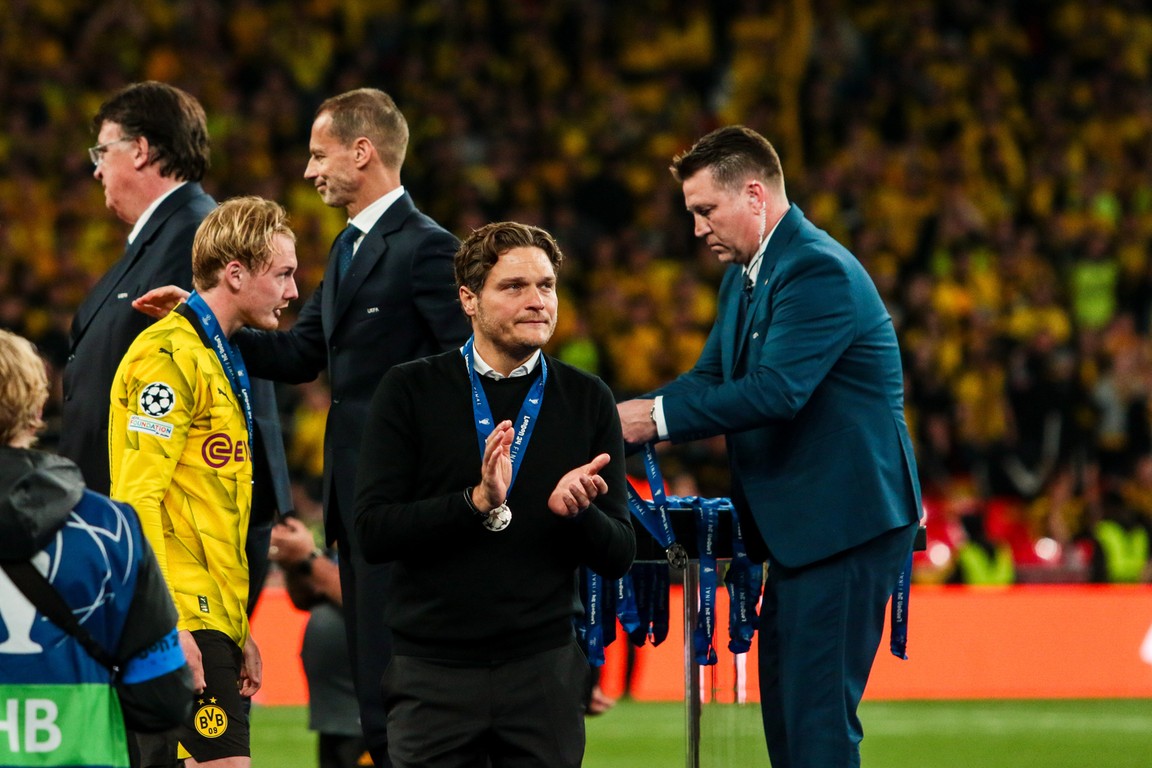 Terzic levert contract in bij Dortmund, Sahin genoemd als opvolger