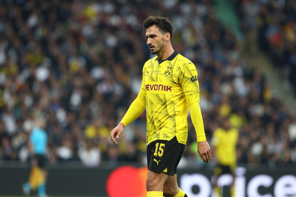Hummels uit frustraties na 'onpersoonlijk afscheid' bij Dortmund