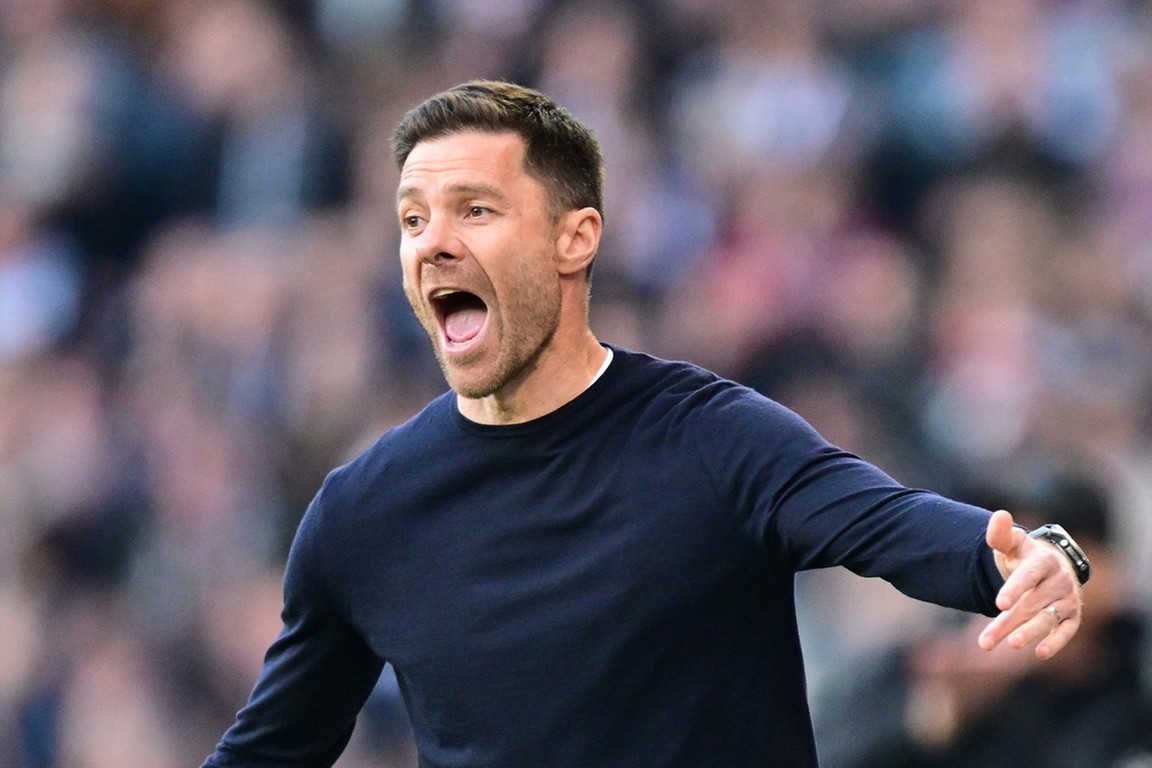 Bayern München heeft titel voor het grijpen na misstap Leverkusen