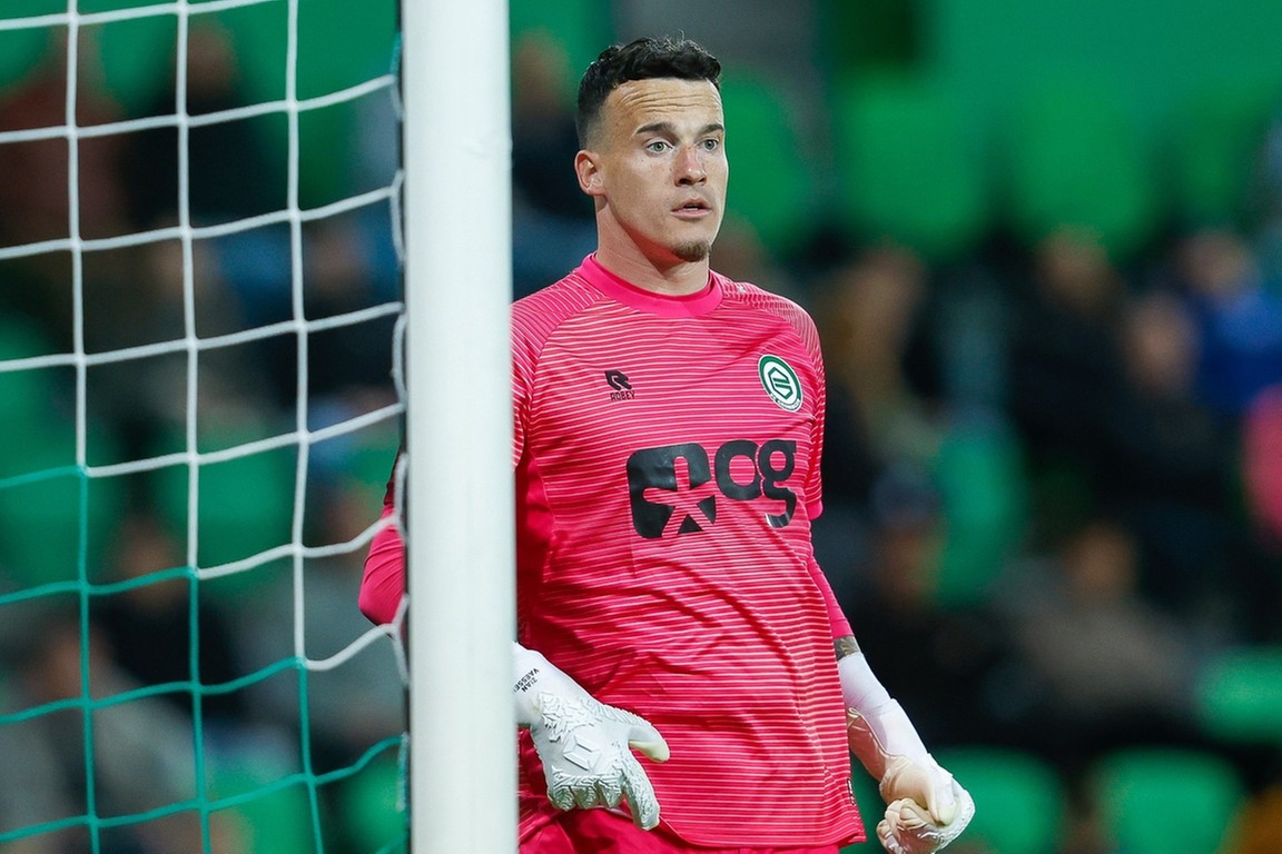 Vaessen: 'Gaan alles doen om het Ajax heel lastig te maken'