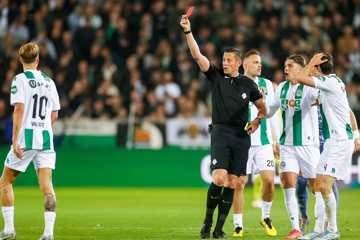 Valente hoopt dat rode kaart tegen Ajax kwijt wordt gescholden