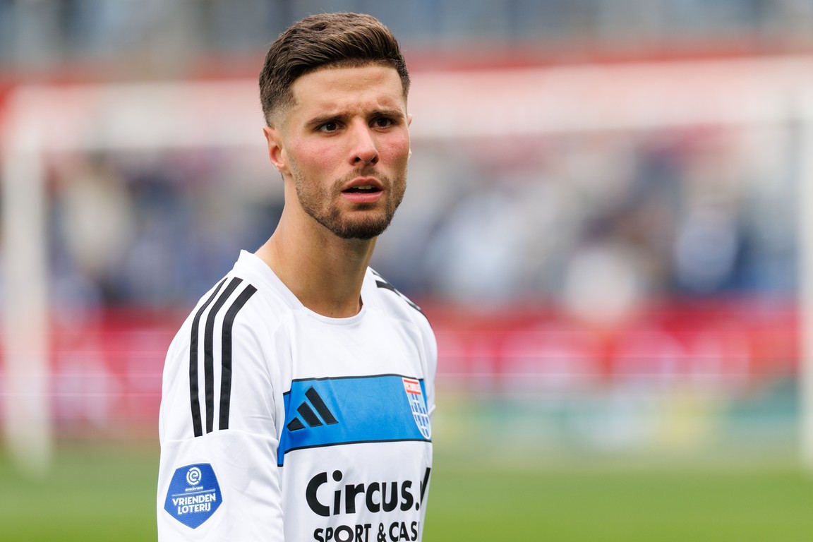 Transfer PEC-uitblinker ketst af wegens late gelijkmaker: 'Nog nooit gezien'