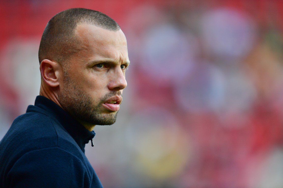 Heitinga terug bij Ajax: 'Wil verdergaan met wat Farioli heeft neergezet'