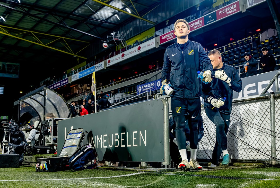 NAC laat voormalig Feyenoord-doelman Troost naar Lokeren gaan