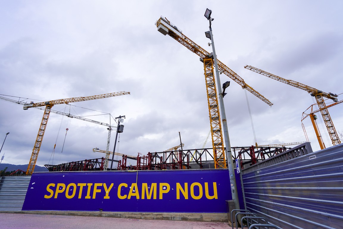 'Barcelona voorlopig nog niet terug naar Camp Nou: vergunning ontbreekt'