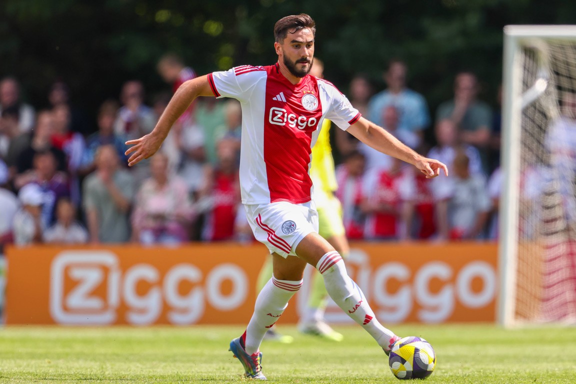 Wat de blessure van Sutalo betekent voor Ajax