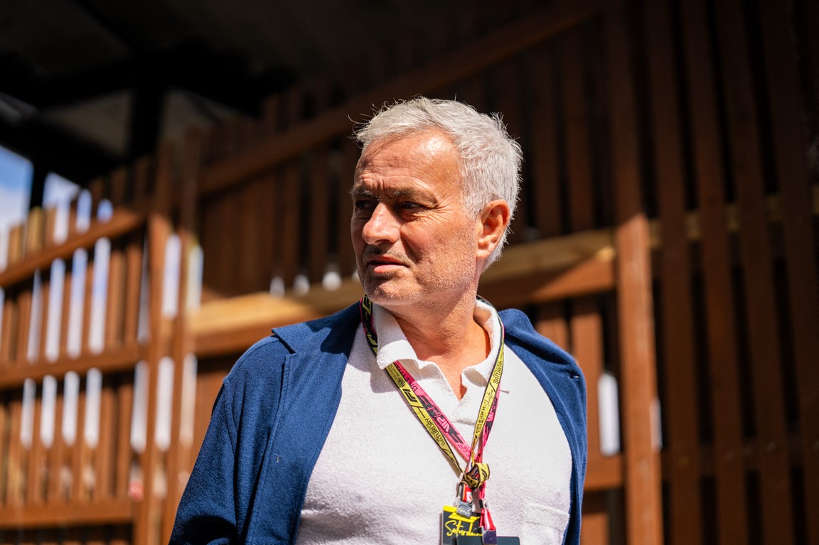 Mourinho flirt met terugkeer naar Portugal