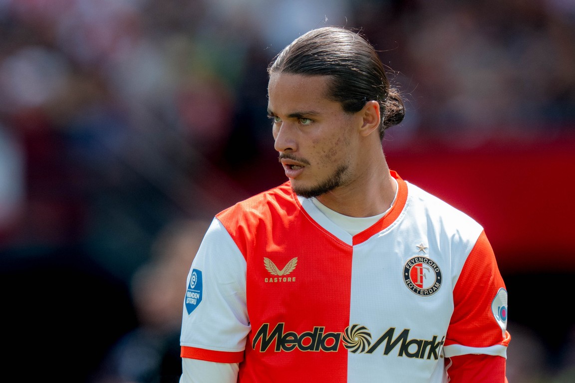 Van Persie wil geen risico nemen met Hadj Moussa