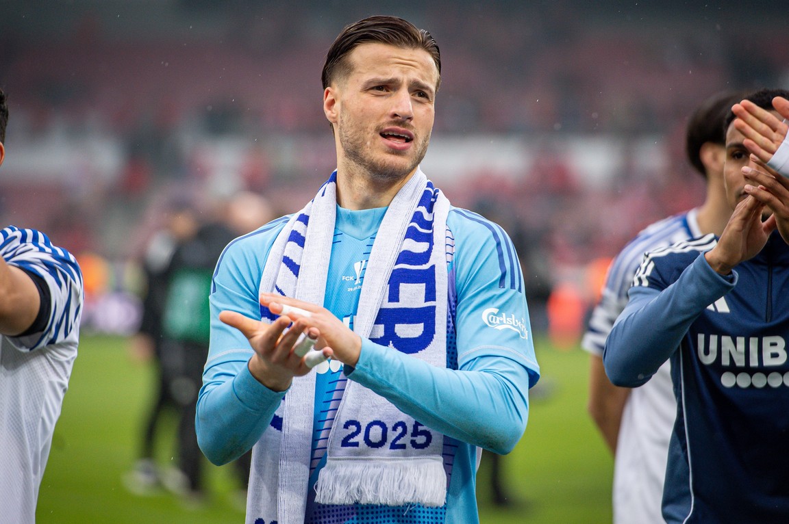 'Dortmund verhuurt voormalig Ajax-doelman Ramaj aan zijn oude club'