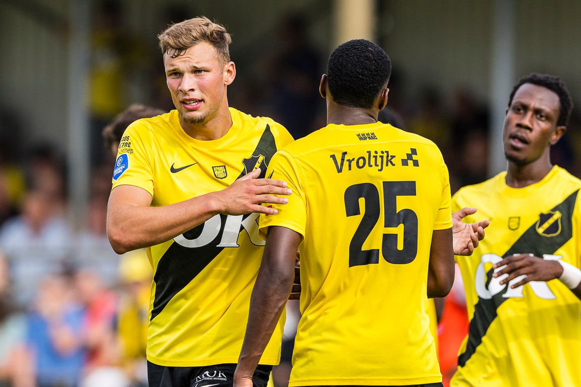 Voorbereiding Eredivisie: NAC wint met grote cijfers van Volendam