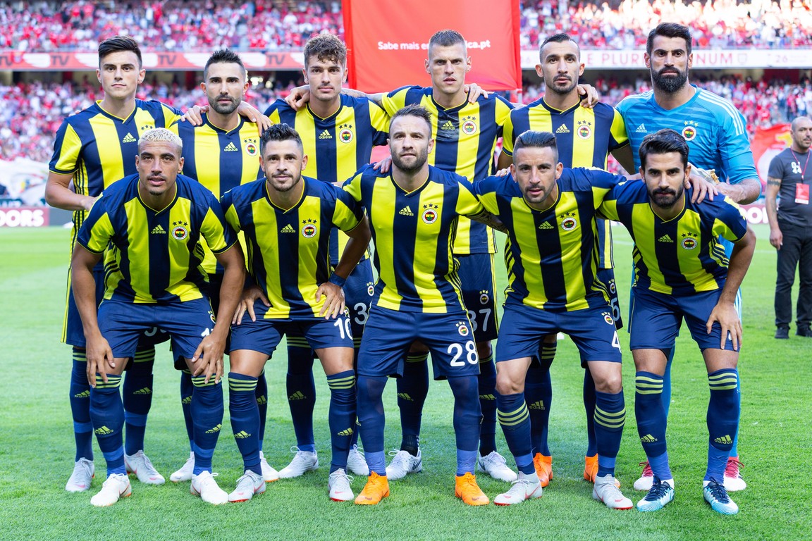 Fenerbahçe kondigt transfers aan in aanloop naar CL-duels met Feyenoord