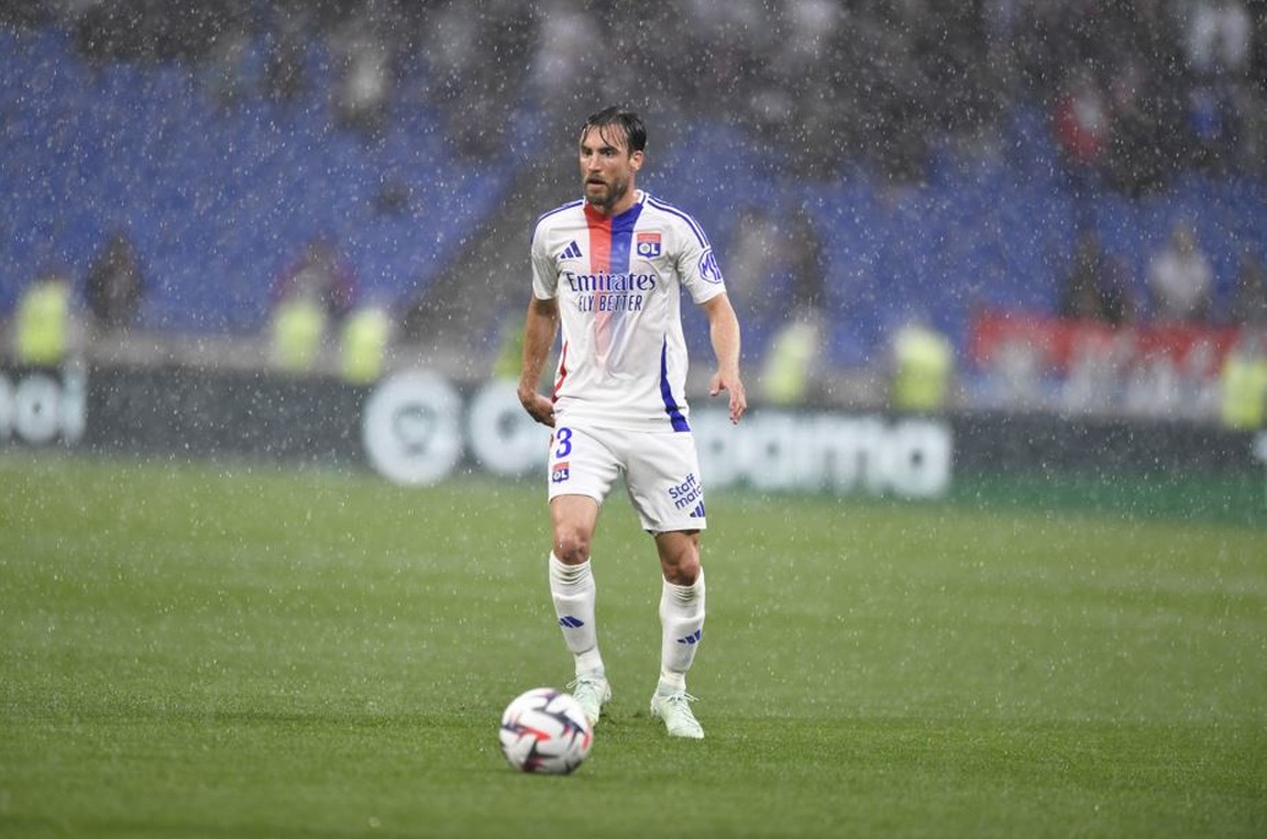 'Tagliafico tekent alsnog nieuw contract bij Olympique Lyon'