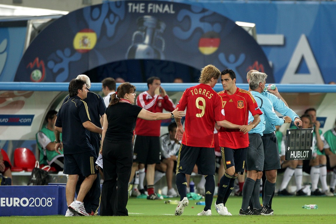EK-winnaar van 2008 vervolgt carrière op zevende niveau van Spanje