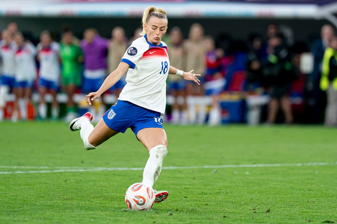 EK-beslisser Chloe Kelly schiet harder dan Premier League-spelers