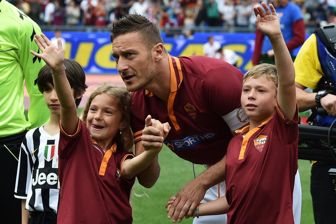 Totti junior (19) is vergelijkingen zat en stopt een stuk sneller dan zijn vader