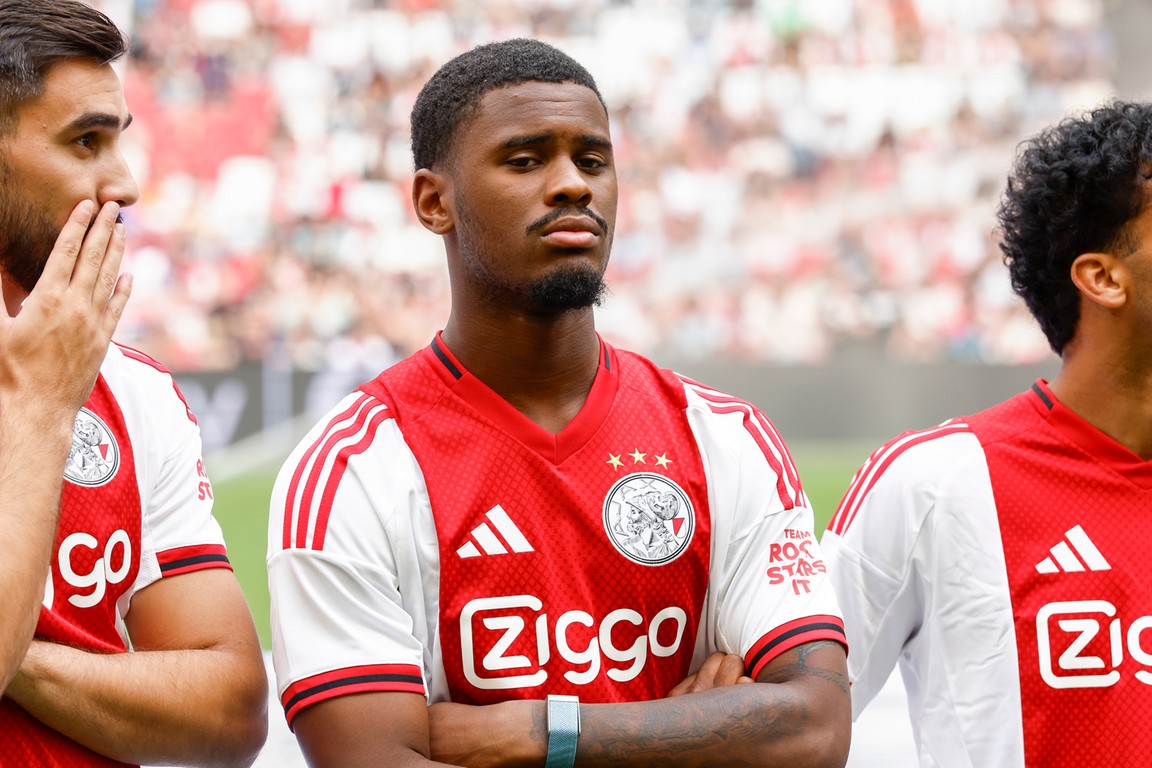 Ajax en Chelsea akkoord over miljoenentransfer Hato