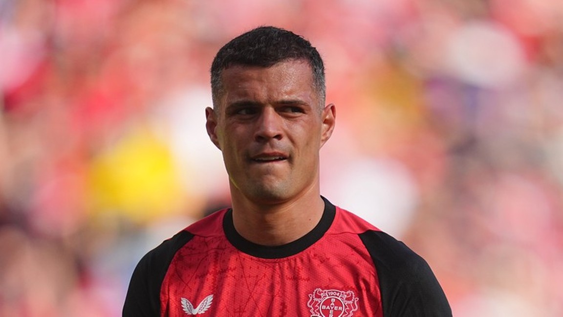 Poging Ten Hag tevergeefs: Xhaka vertrokken bij Bayer Leverkusen