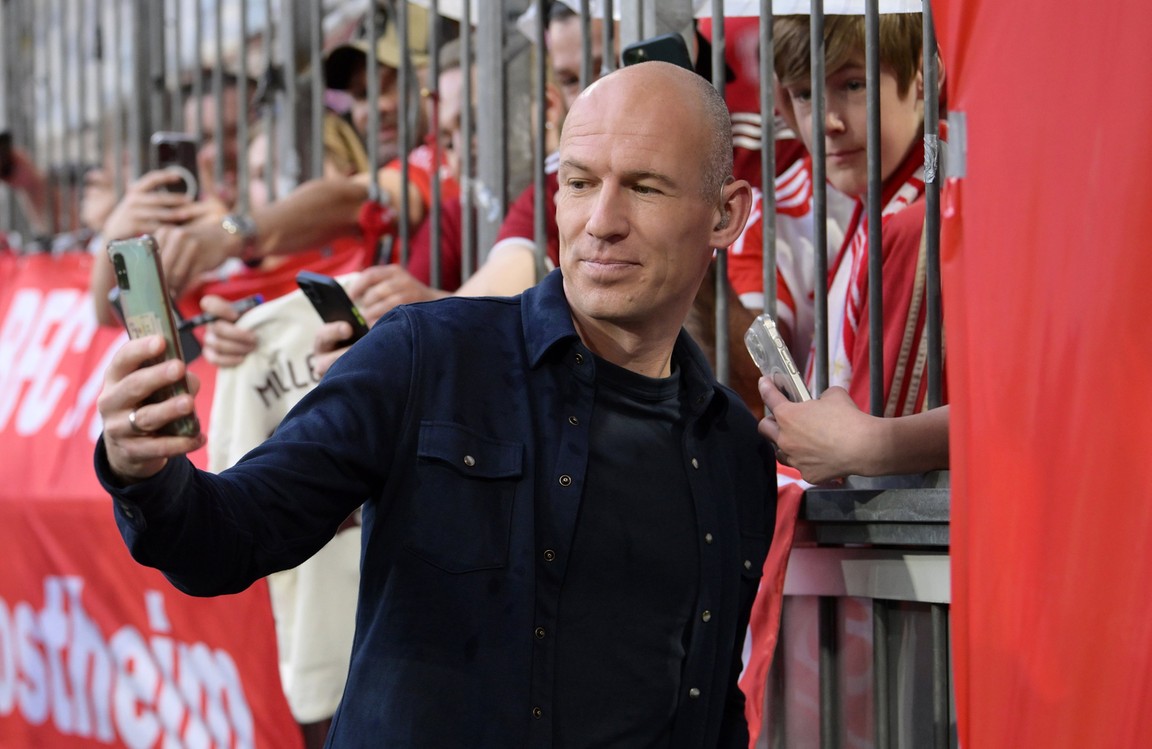 Bayern-aanwinst Díaz herinnert ontmoeting met Robben: 'Vroeg hem om een foto'
