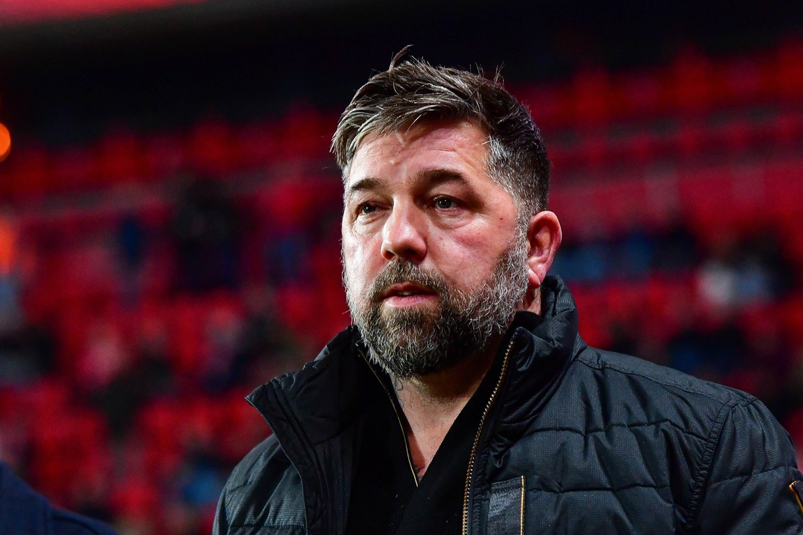 Vitesse-boegbeeld Janssen: 'Voor de achterban stort de wereld in'
