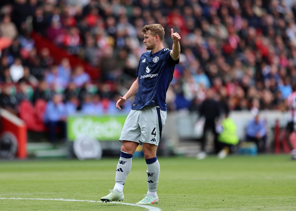 Man United boekt ondanks eigen goal De Ligt ruime oefenzege op Bournemouth