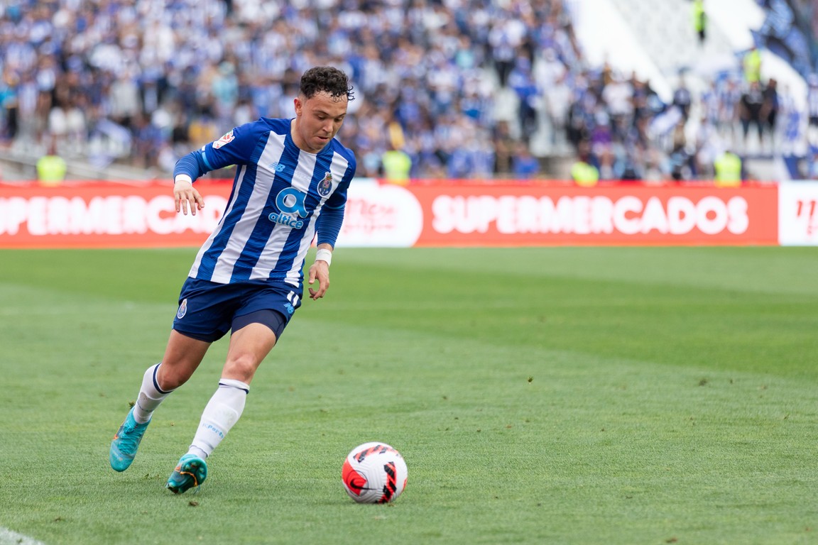 Farioli trekt de teugels aan bij FC Porto: 'Hij is heel veeleisend'