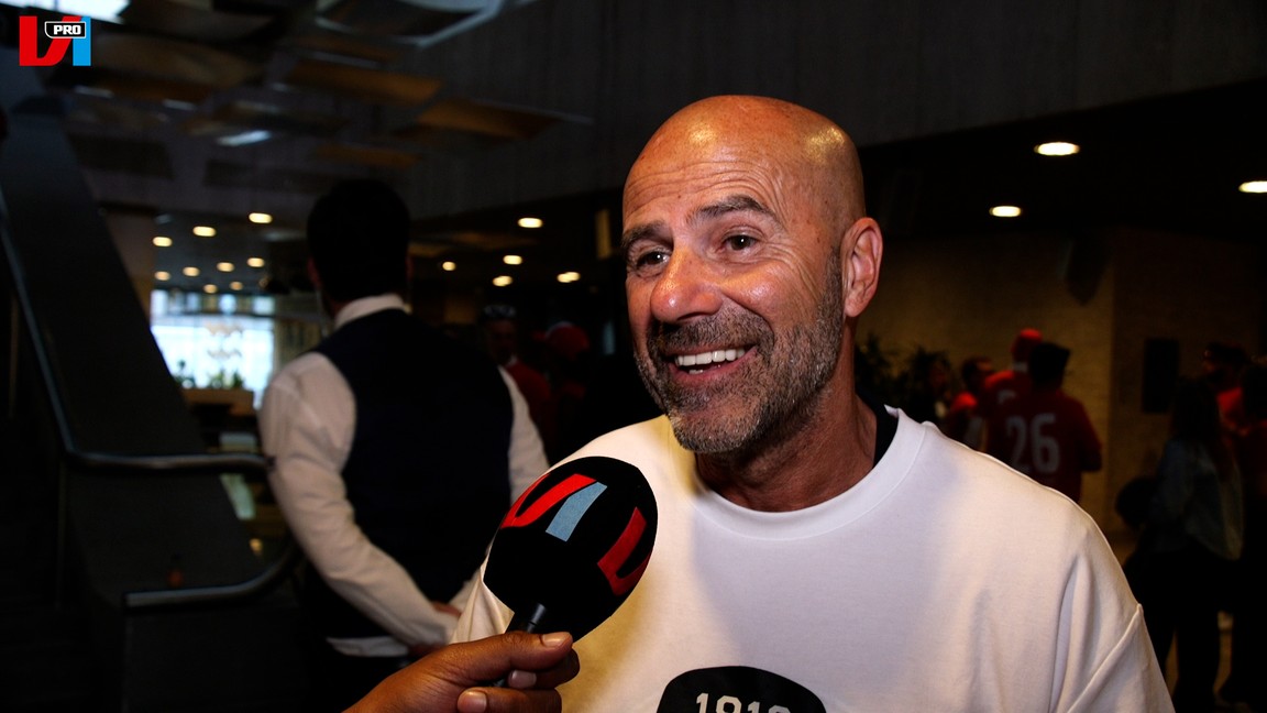 Bosz over het behaalde kampioenschap: 'Trots op onze speelstijl'