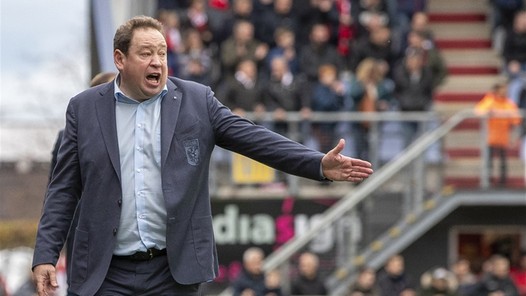 De borderline-club: wat het vertrek van Slutsky zegt over Vitesse
