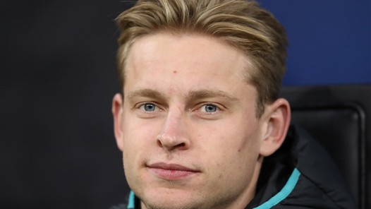 Frenkie de Jong onzichtbaar bij Barça: 'Voor speler van zijn niveau onvergeeflijk'