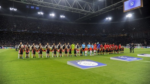 Hoe de UEFA de ambities van Ajax dwarsboomt