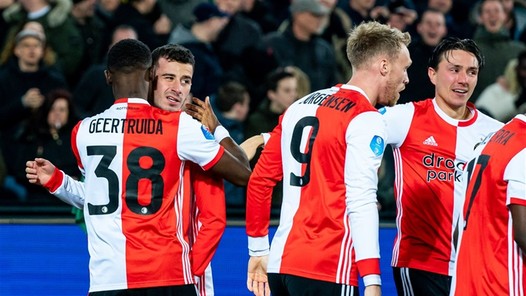 Özyakup schrijft razendsnel geschiedenis bij Feyenoord-debuut