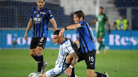 Inter ontneemt Atalanta fraaie status, historische mijlpaal én hoop op plek twee