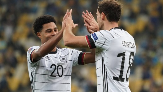 Wondergoal Gnabry niet genoeg voor Duitsland, eerste nederlaag Spanje in twee jaar