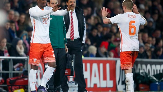 Ronald de Boer gelooft in Oranje-rentree Bazoer: 'Honderd procent'