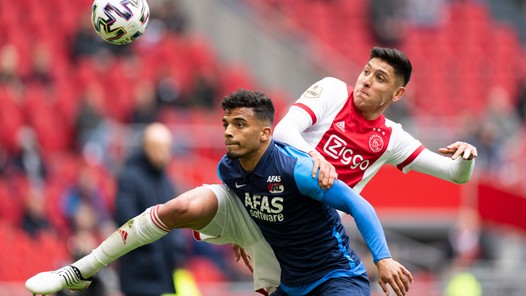 Noussair Mazraoui en David Neres helpen Ajax aan grip op AZ