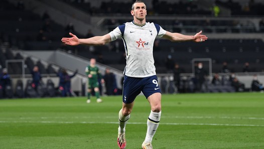 Onnavolgbare Bale hoofdrolspeler in voetbalshow Tottenham