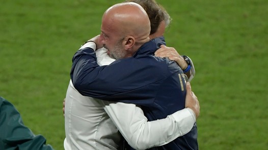 De innige omhelzing tussen Mancini en Vialli is voor altijd