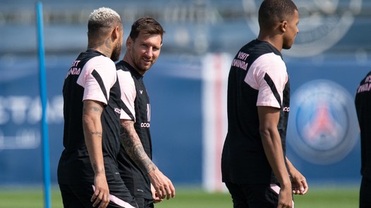 Paris Saint-Germain heeft een heel groot probleem: Messi, Neymar én Mbappé