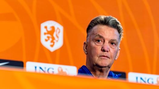 Nederlands succes in Conference League doet Van Gaal niets: 'Speelt tegen Jut en Jul'
