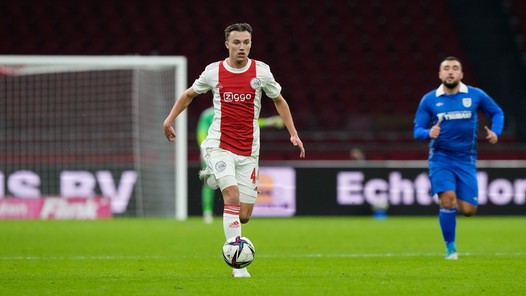 Regeer straalt na Ajax-debuut: 'Jongensdroom die uitkomt'