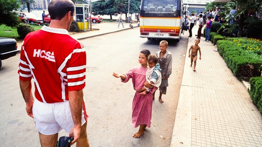 Die andere keer in Tirana: het bezoek dat de Feyenoorders nooit vergeten