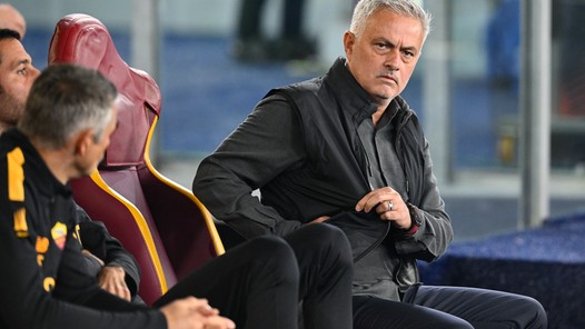 Mourinho stookt vuurtje op na uitschakeling Lazio in Europa League