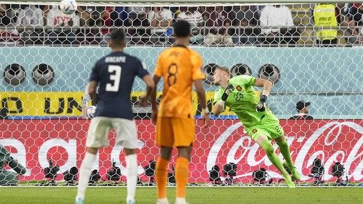 Matig Oranje komt in tweede WK-wedstrijd goed weg tegen Ecuador