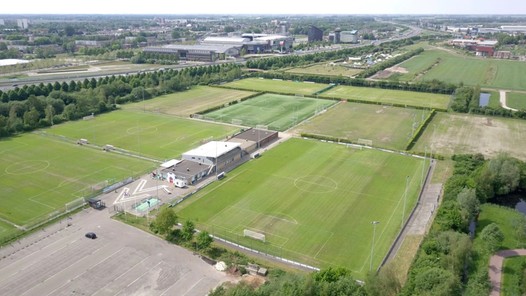 SC Heerenveen wil nieuw trainingscomplex, maar hoe komt het aan tien miljoen euro?