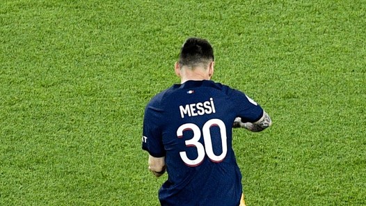 Messi krijgt tik op de vingers: 'Toch klagen ze'
