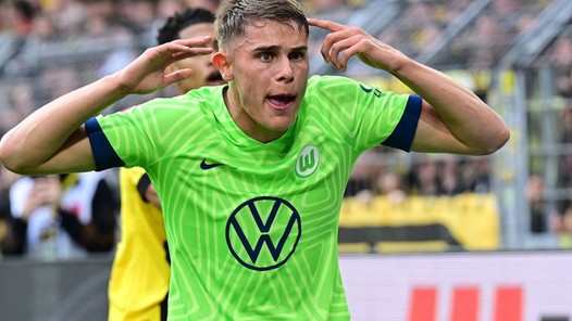 'Droomtransfer lonkt voor Van de Ven: van Wolfsburg naar Tottenham'